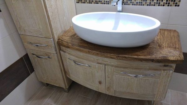 Mobili bagno in rovere